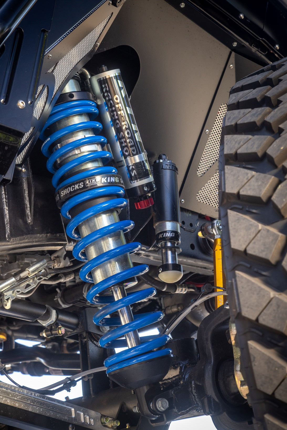 EVO MFG 2018-2024 Jeep Wrangler JL & Gladiator JT 14" Inch Travel EVO SPEC KING FRONT FABRICATION Shock Tower 2.5" or 3.0" COILOVER BLACK &