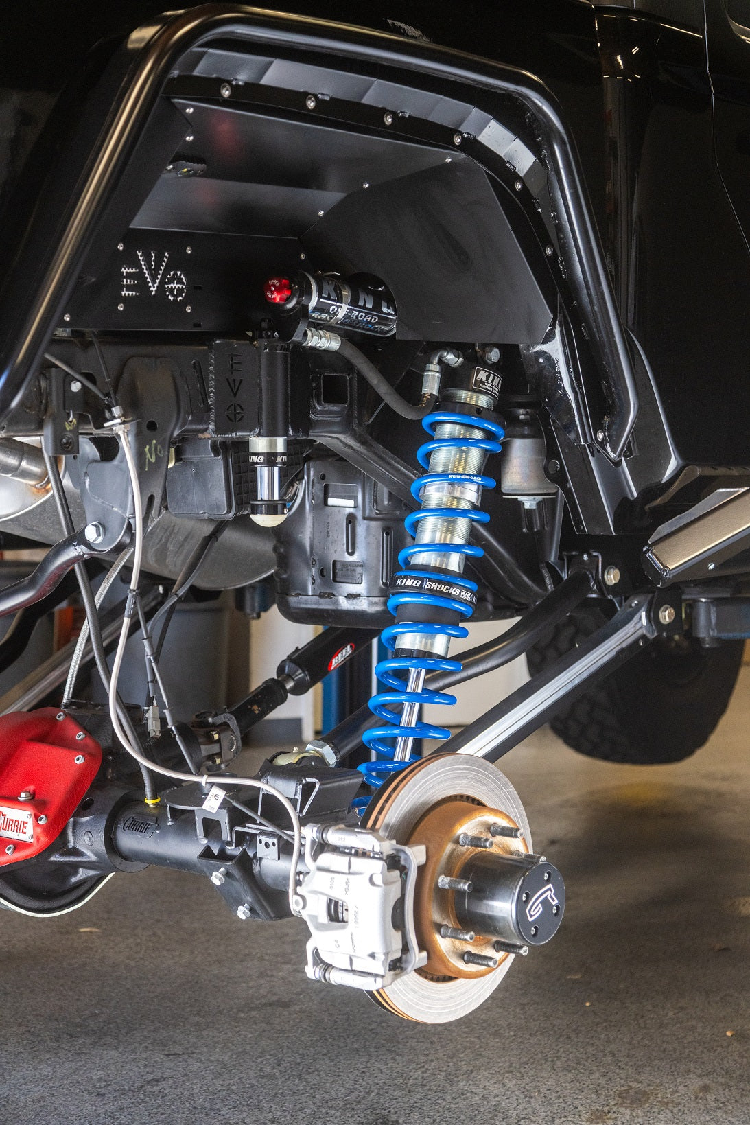 EVO MFG 2020-2024 Jeep Gladiator JT 14" Inch Travel EVO SPEC KING REAR FABRICATION Shock Tower 2.5" or 3.0" COILOVER BLACK