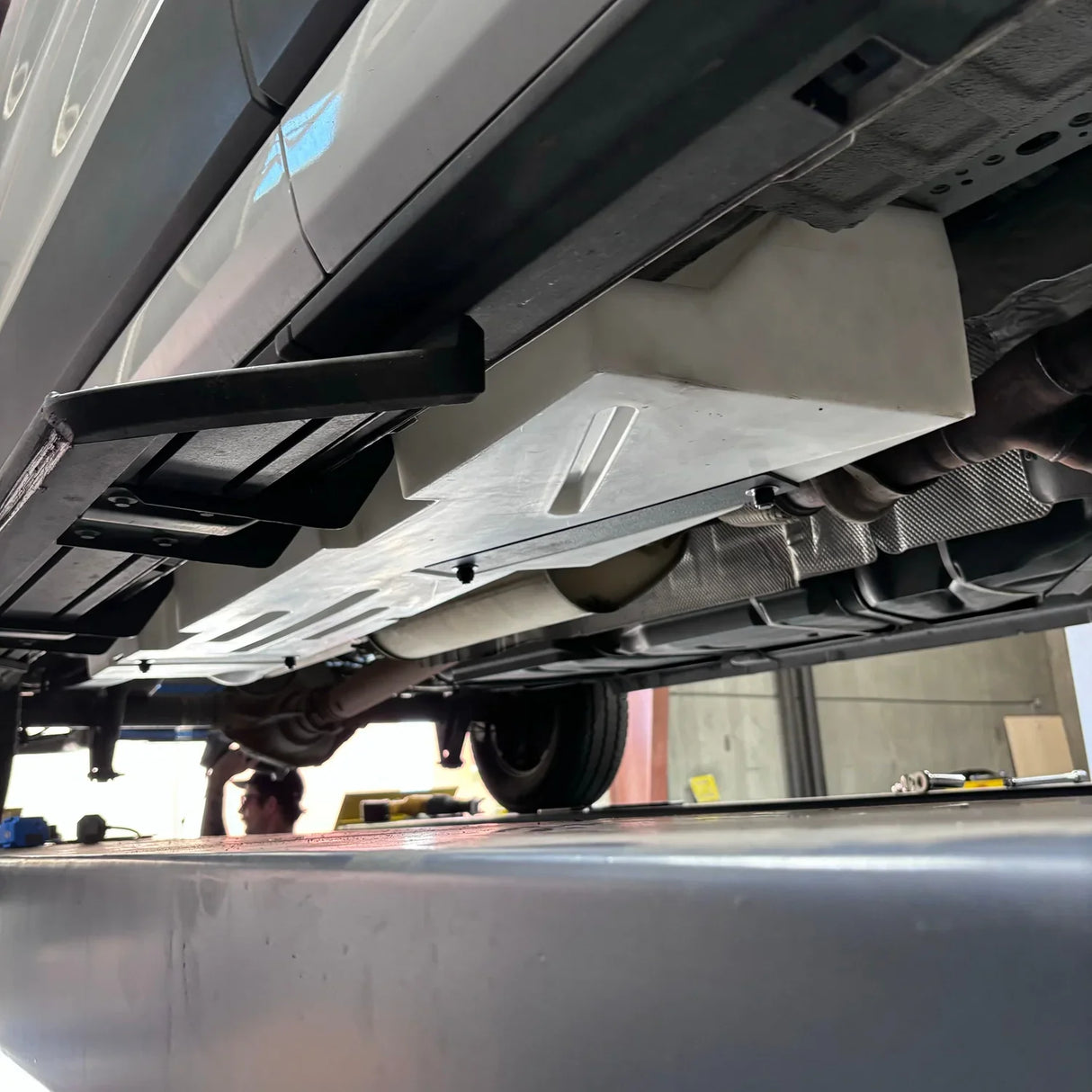 20 Gallon Passenger Side Undercarriage Fresh/Grey Water Tank for 2015-2026 Ford Transit 148" & 148" EXT