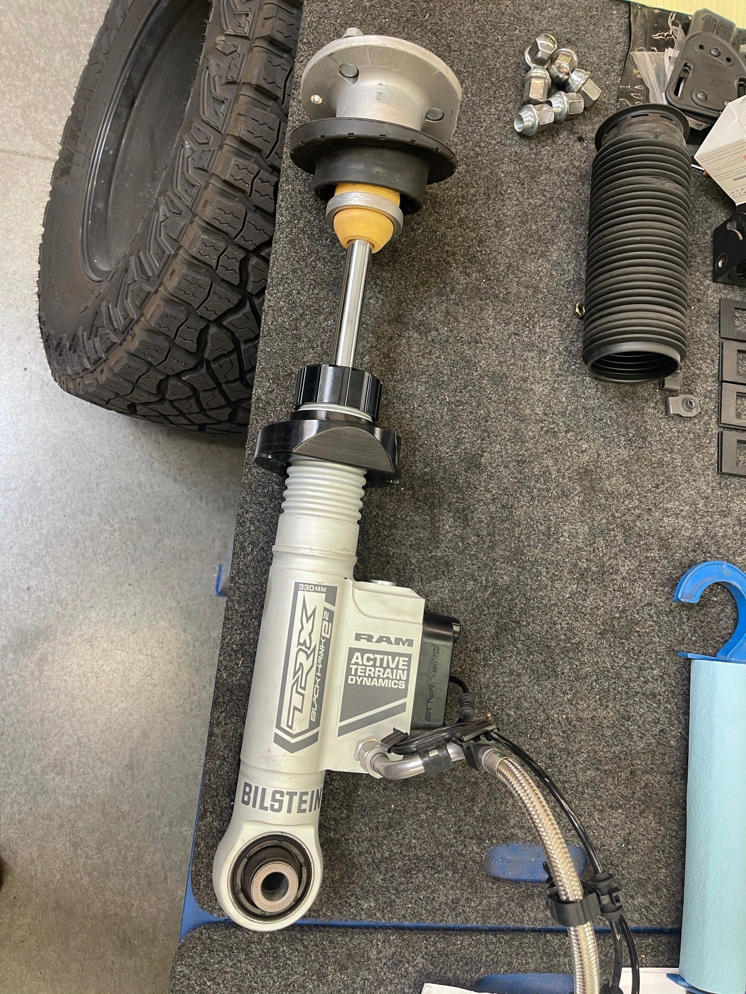 FMI 2021-2024 Ram TRX 1.5" Front Leveling Kit