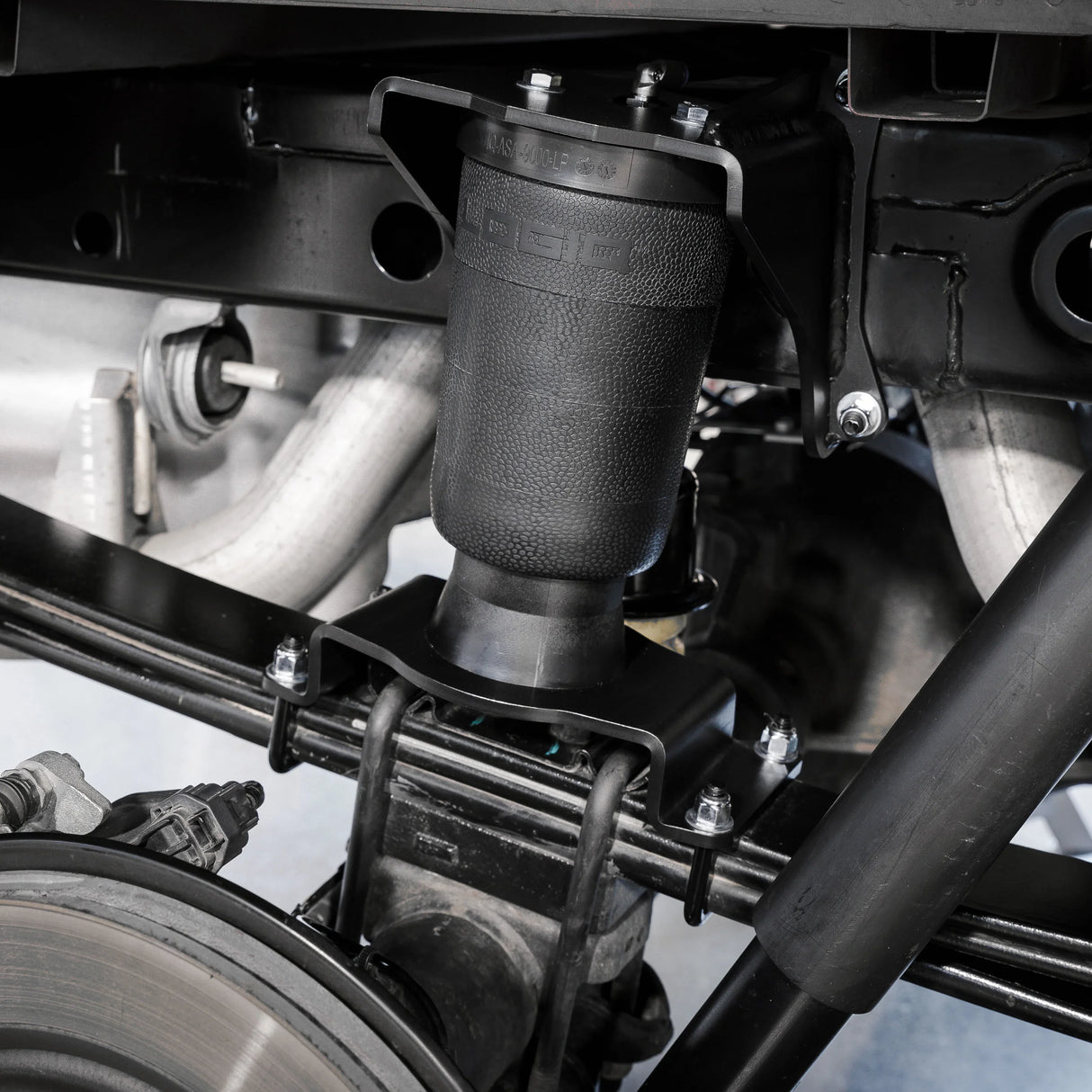LOGIQ 2015+ Ford F-150 - Air Spring Kit