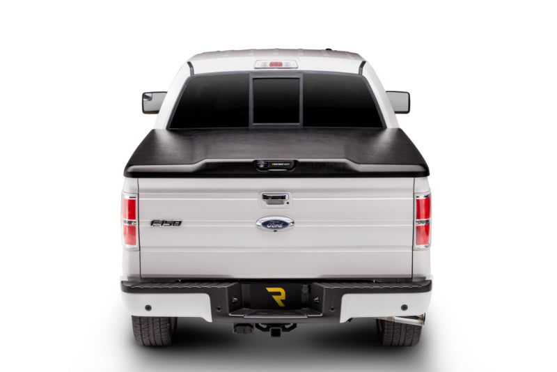 Undercover 22-26 Toyota Tundra 6.5ft Bed w/ Deck Rail System Elite Bed Cover