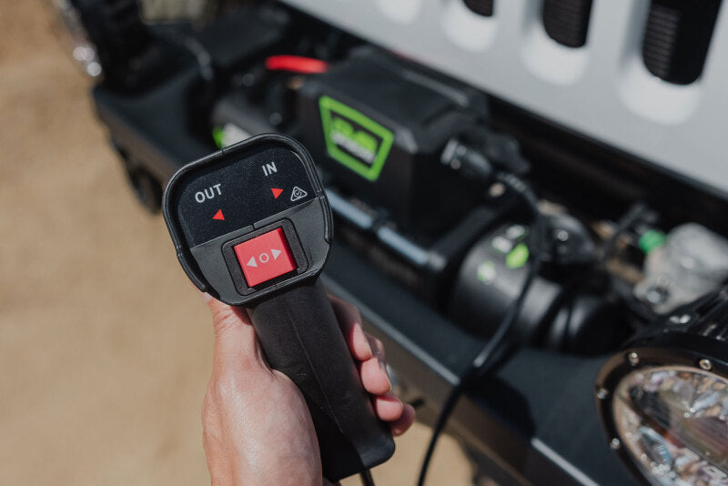 DV8 Xtract 9.5k Synthetic Rope Winch