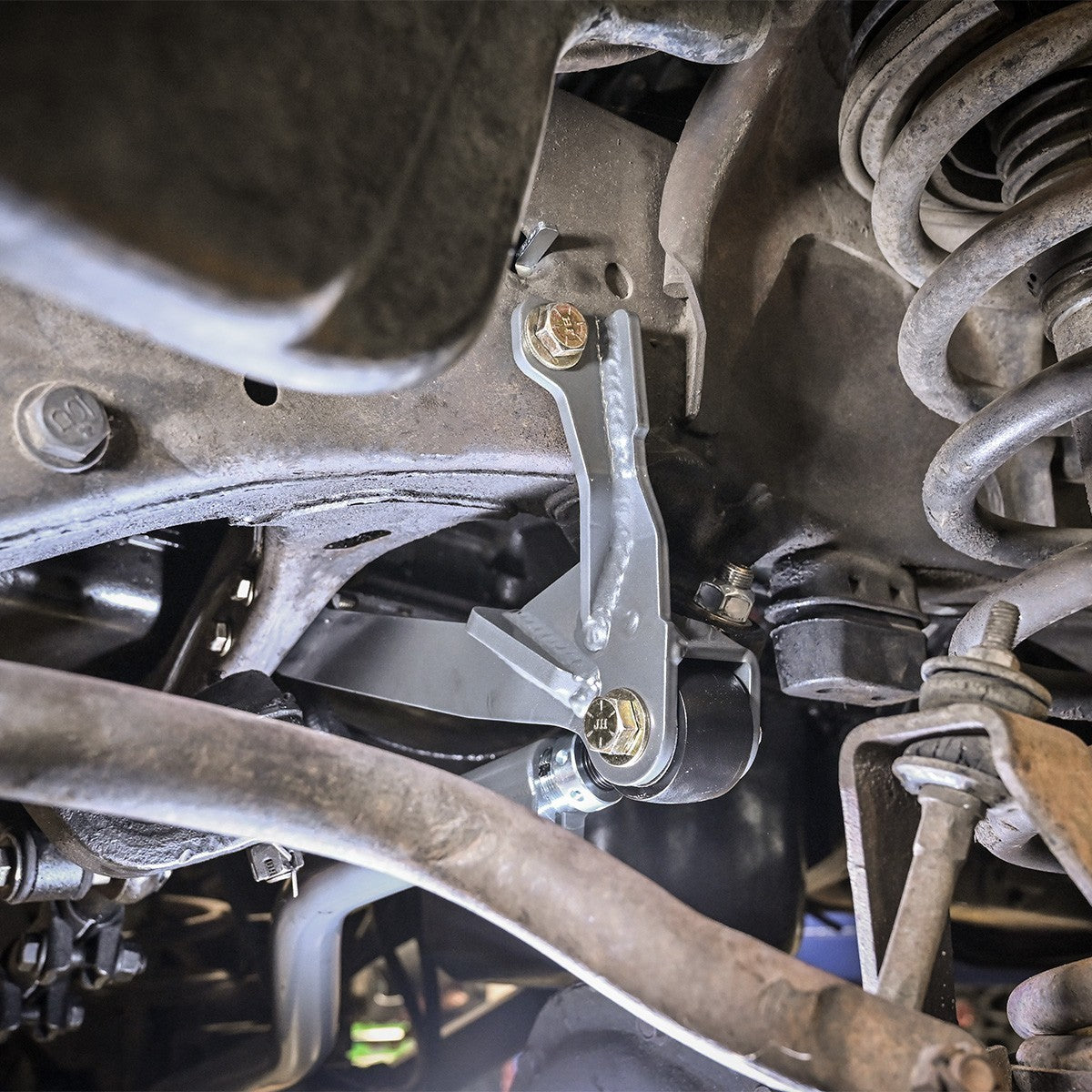 Synergy 94-02 Dodge Ram 1500 2500 3500 Front Track Bar Conversion Bracket