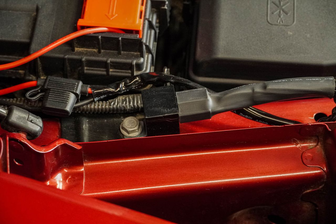 DV8 Offroad 60 AMP Universal Wire Harness w/ Switch & DTP Connector - 15ft