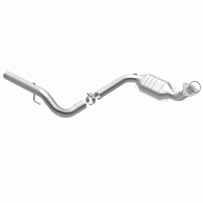 MagnaFlow Conv DF 02-06 Cadillac Escalade / 02-06 GM Yukon (Inc Denali) 6.0L D/S