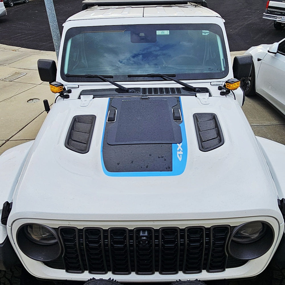 Jeep Gladiator Rubicon(2020-Present) Lensun 45W Hood Solar Panel