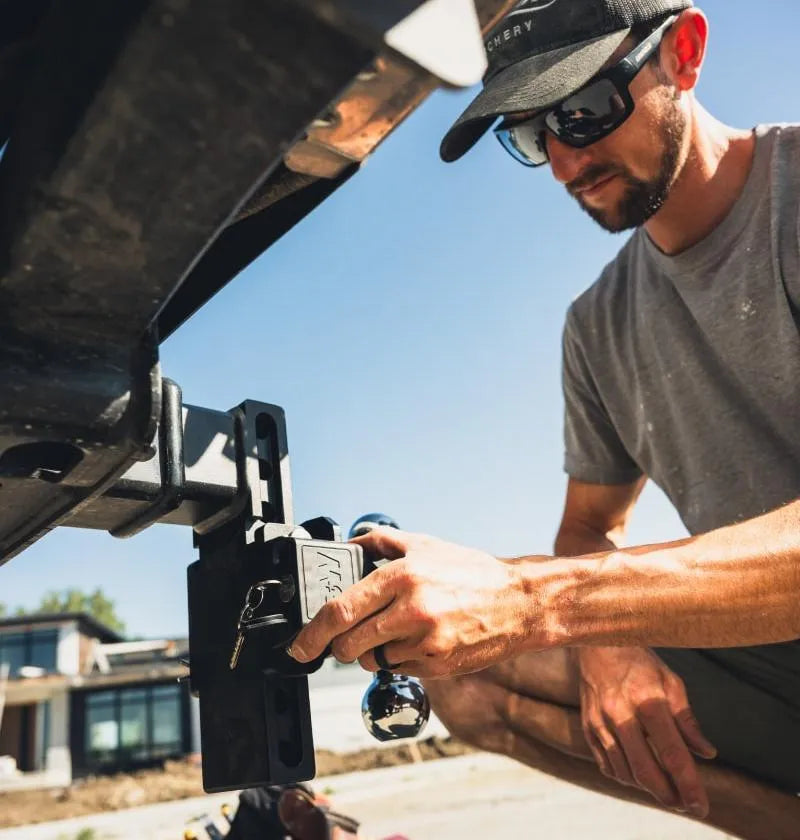 BW Tow & Stow Pin Lock