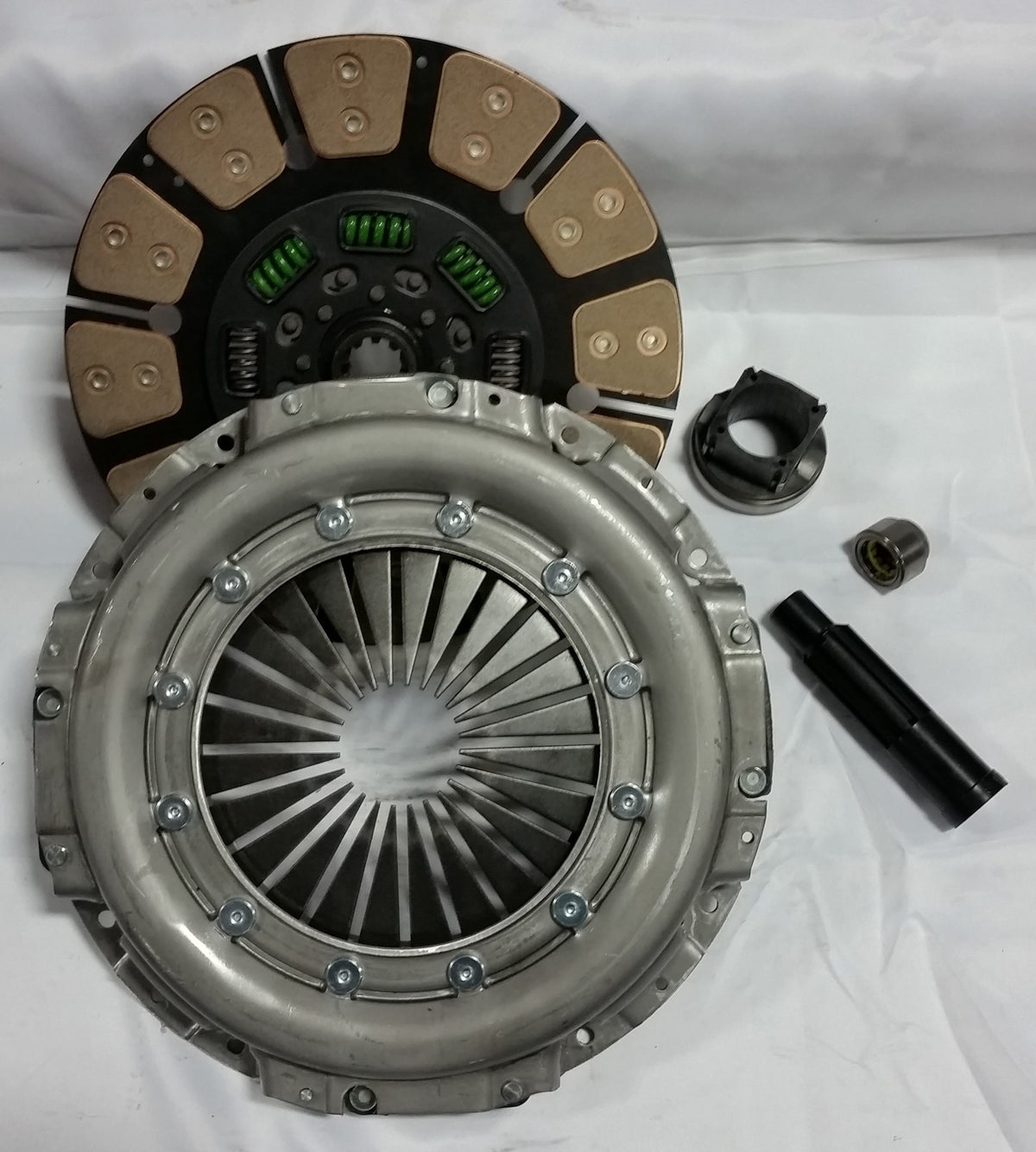 Valair 2003-2010 Ford F-250/F-350 Super Duty 6.0L/6.4L Powerstroke ZF6 6-Speed HD Ceramic Single Disc Clutch Kit (for Solid Flywheel) - 600HP/1150 ft-lb
