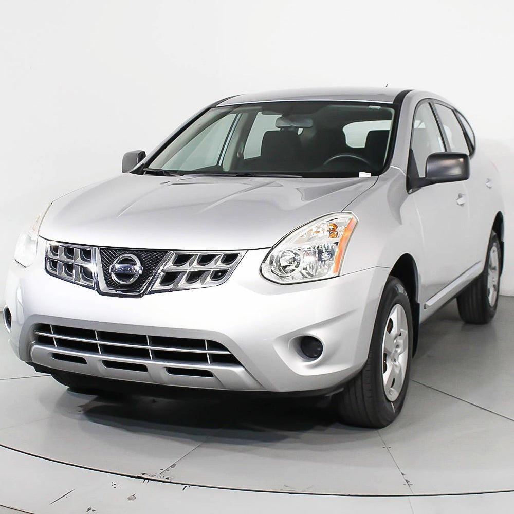 Nissan_Rogue_SL_40W_Hood_Solar_Panel