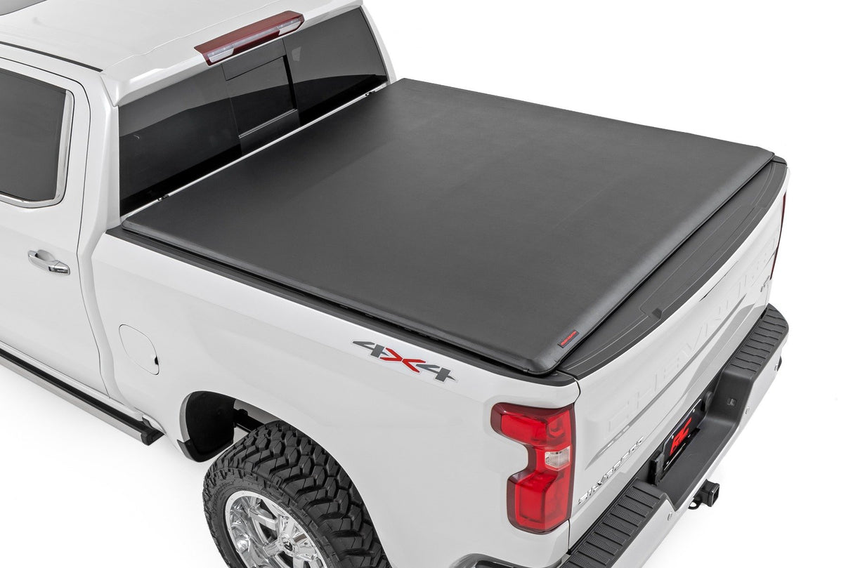 Soft Roll Up Bed Cover | 5'10" Bed | Chevy/GMC Sierra 1500 (19-26)/Silverado 1500 (19-26)