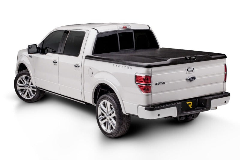 Undercover 25-26 Ford F-150 5.7ft Bed w/ Access Tailgate Elite Bed Cover - Textured Black