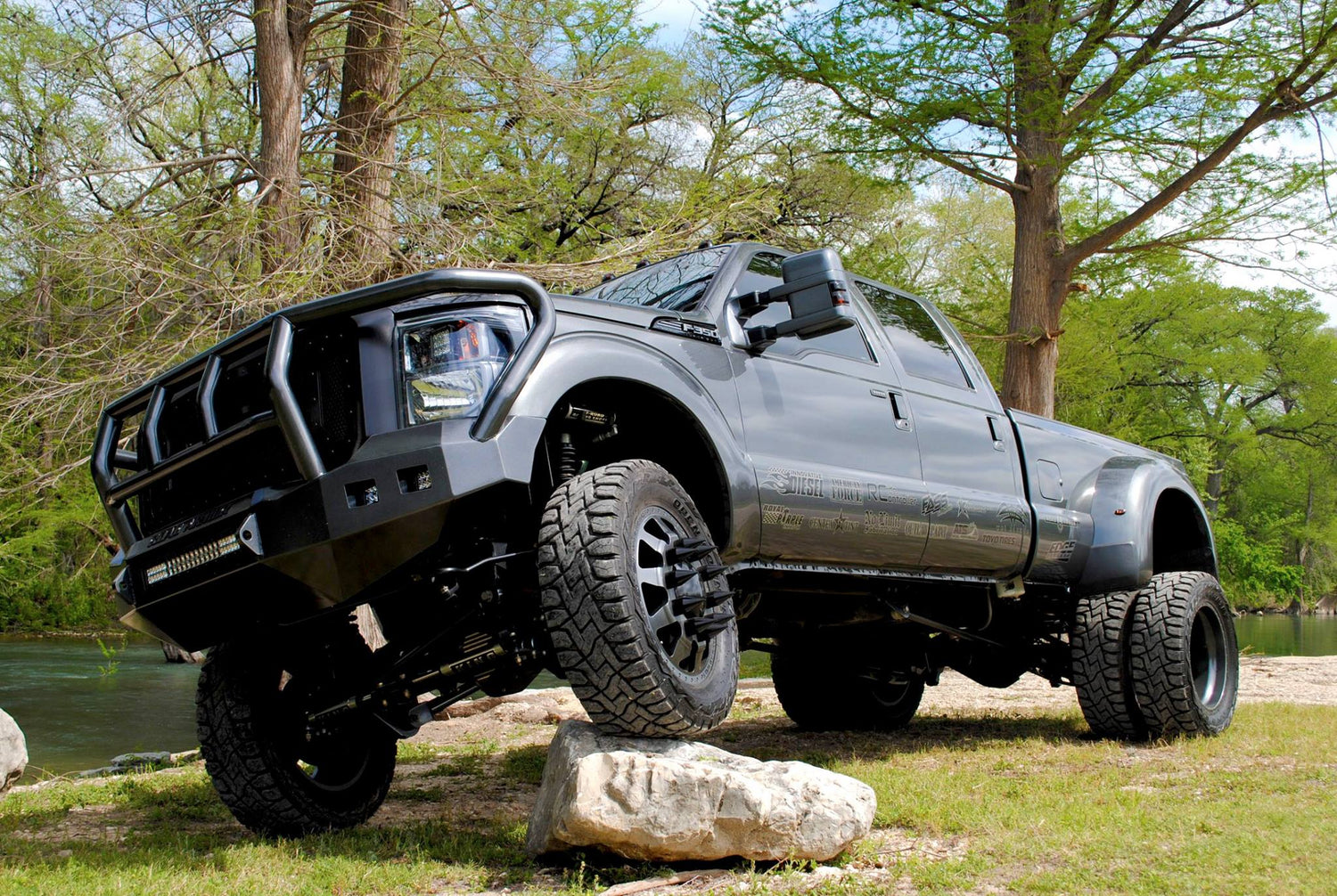 2011-16 Ford F-250/350 PMF Traction Bar Kit