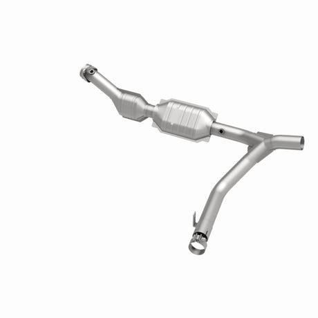 MagnaFlow Direct Fit Catalytic Converter 01 Ford Trucks 5.4L