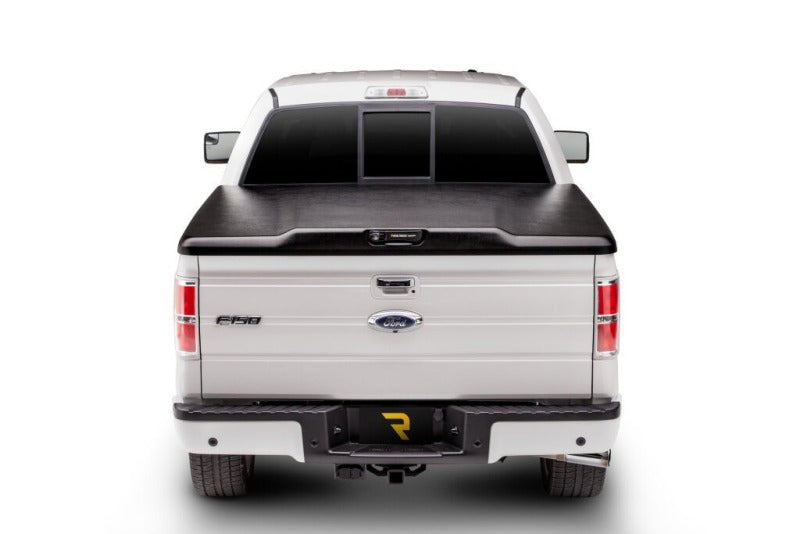 Undercover 25-26 Ford F-150 5.7ft Bed w/ Access Tailgate Elite Bed Cover - Textured Black