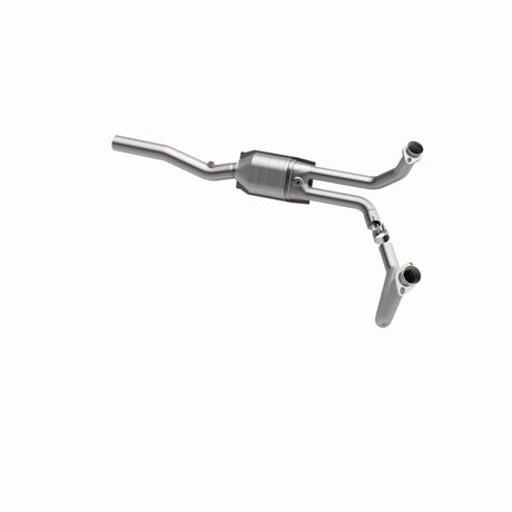 MagnaFlow Direct Fit Catalytic Converter 96-97 Dodge B1500/B2500/B3500 V8 Underbody