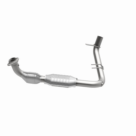 MagnaFlow Direct Fit Catalytic Converter 97-98 Ford Trucks 5.4L