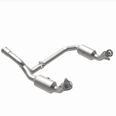 MagnaFlow 19-20 GMC Sierra 1500 Single Underbody 4.3L/5.3L Direct Fit Catalytic Converter