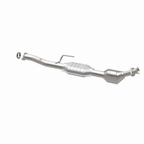 MagnaFlow Direct Fit Catalytic Converter 98-99 Ranger 2.5L