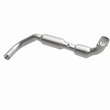 Magnaflow 03-04 Lincoln Navigator 5.4L Direct Fit Converter