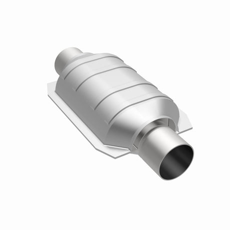 MagnaFlow Universal Catalytic Converter 2.5inch Inlet/Outlet Center/Center Oval (California OBDII)