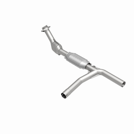 MagnaFlow Direct Fit Catalytic Converter 97-99 Ford Vans 4.6L