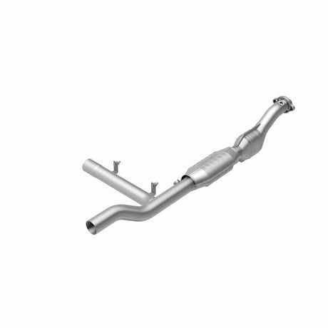 MagnaFlow Direct Fit Catalytic Converter 97-98 Ford Trucks 4.6L