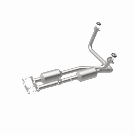 MagnaFlow Direct Fit Catalytic Converter California Grade 96-00 GM Tahoe/Yukon/Escalade 5.7L
