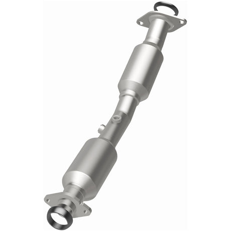 Magnaflow 13-15 Nissan Sentra 1.8L California Grade CARB Compliant DF Catalytic Converter