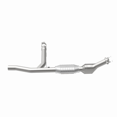 MagnaFlow Direct Fit Catalytic Converter 97-98 Ford Trucks 4.2L