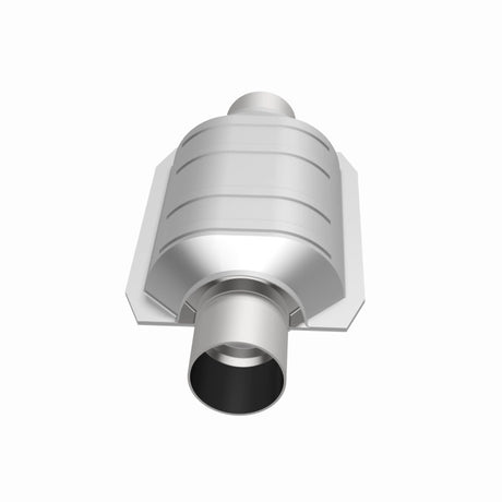 MagnaFlow Universal Catalytic Converter 2.5inch Inlet/Outlet Center/Center Oval (California OBDII)