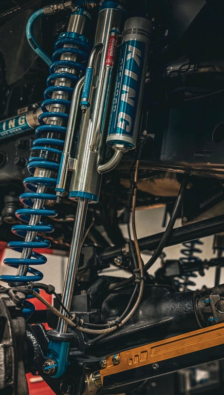 EVO MFG 2007-2018 Jeep Wrangler JK EVO 3-5 INCH LIFT DOUBLE THROW DOWN KING COILOVER BYPASS CANTILEVER HIGH CLEARANCE LONG ARM ( AFTER MARKET AXLE ) SUSPENSION
