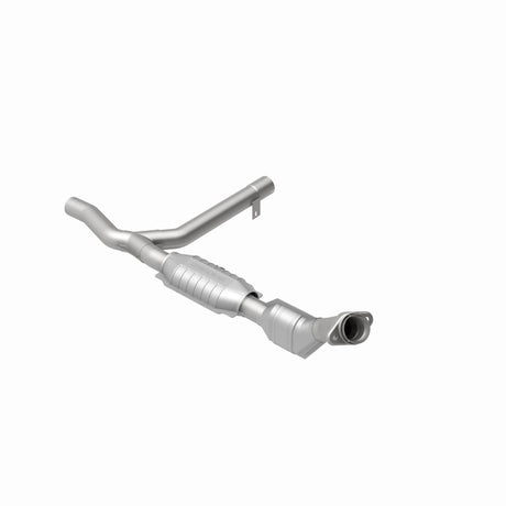 MagnaFlow Direct Fit Catalytic Converter 01 Ford Trucks 4.6L