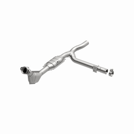 MagnaFlow Direct Fit Catalytic Converter 99-00 Ford F-150 4.6L
