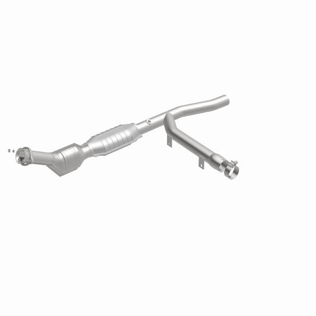 MagnaFlow Direct Fit Catalytic Converter 97-98 Ford Trucks 4.2L