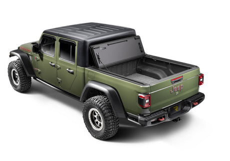 BAK 20-26 GM Silverado/Sierra 2500/3500 HD 8.2ft Bed BAKFlip MX4 TS