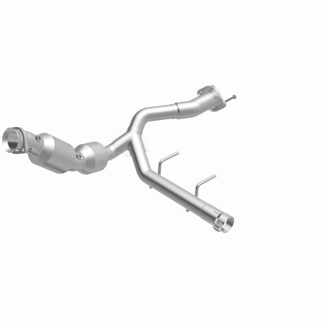 Magnaflow 21-23 Ford F-150 3.5L Right Underbody Direct Fit Converter
