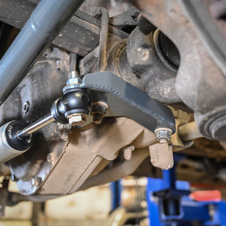 Synergy 1999-2004 Ford F-250/F-350 Super Duty Dual Steering Stabilizer Bracket