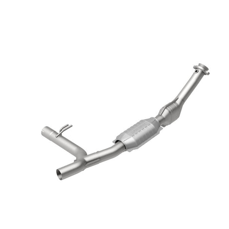 MagnaFlow Direct Fit Catalytic Converter 99-00 Ford Trucks 5.4L