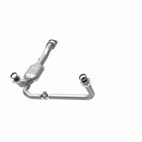 MagnaFlow Direct Fit Catalytic Converter California Grade 96-99 GM K/C 1500/2500 5.0L V8/4.3L V6