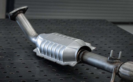 MagnaFlow Direct Fit Catalytic Converter 95-97 Ranger/BSeries V6 50S
