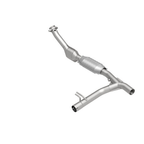 MagnaFlow Direct Fit Catalytic Converter 99-00 Ford Trucks 5.4L