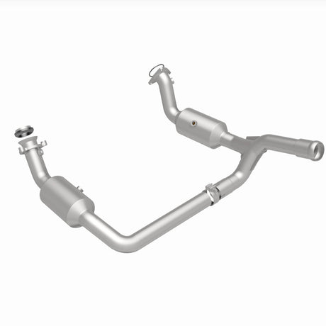 MagnaFlow 19-20 GMC Sierra 1500 Single Underbody 4.3L/5.3L Direct Fit Catalytic Converter