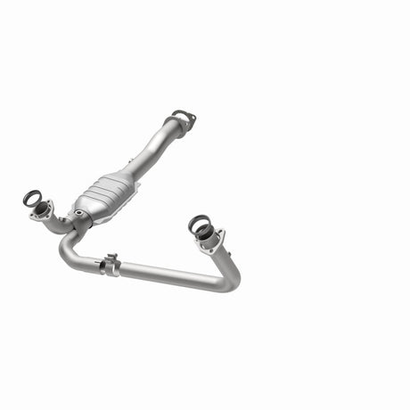 MagnaFlow Direct Fit Catalytic Converter California Grade 96-99 GM K/C 1500/2500 5.0L V8/4.3L V6