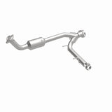 MagnaFlow Conv Direct Fit 05-06 Lincoln Navigator 5.4L w/ 3in Main Piping