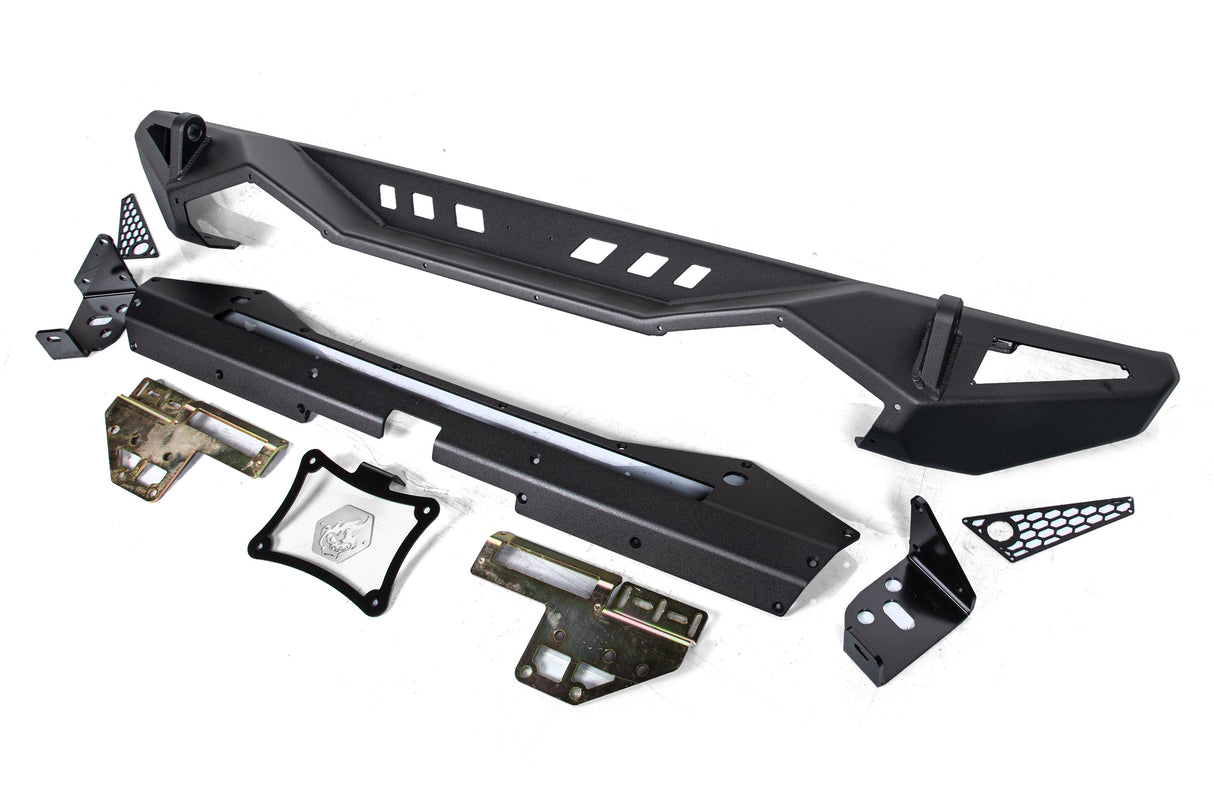 Blaze Rear Bumper w/ Lightbar Cutout | Jeep Wrangler JL