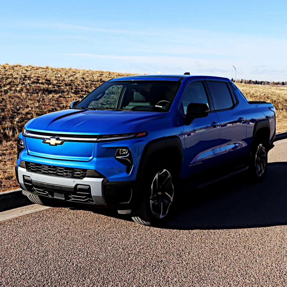 Chevrolet_Silverado_EV_truck_Lensun_60W_Hood_Solar_Panel