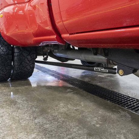 Wehrli traction bars installed on a Duramax rear axle