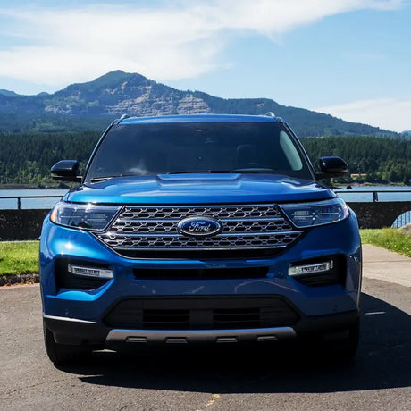 Ford-Explorer-6th-Gen-Lensun-55W-Hood-Solar-Panel