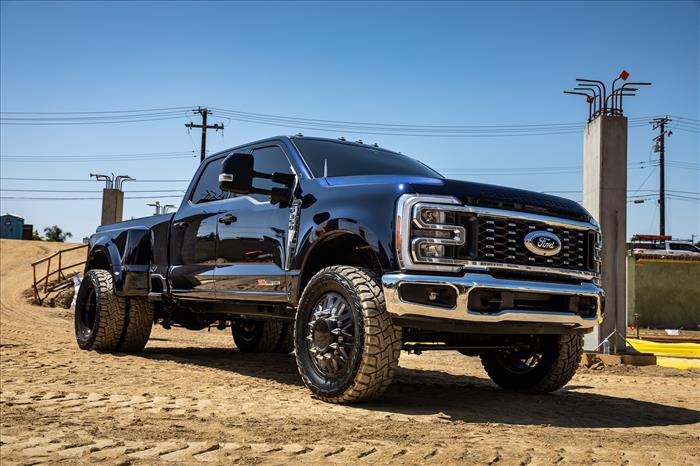 ICON 2020-2022 Ford F-250/F-350 Super Duty 4WD Diesel, 2.5" Lift, Stage 4 Suspension System